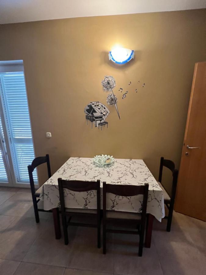 Apartment Dilba 诺瓦利娅 外观 照片